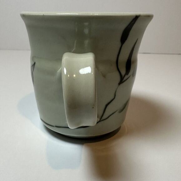 Signed Studio Art Coffee Mug Wrapping Bird Pattern Sage Green Color Collectable - Picture 4 of 6